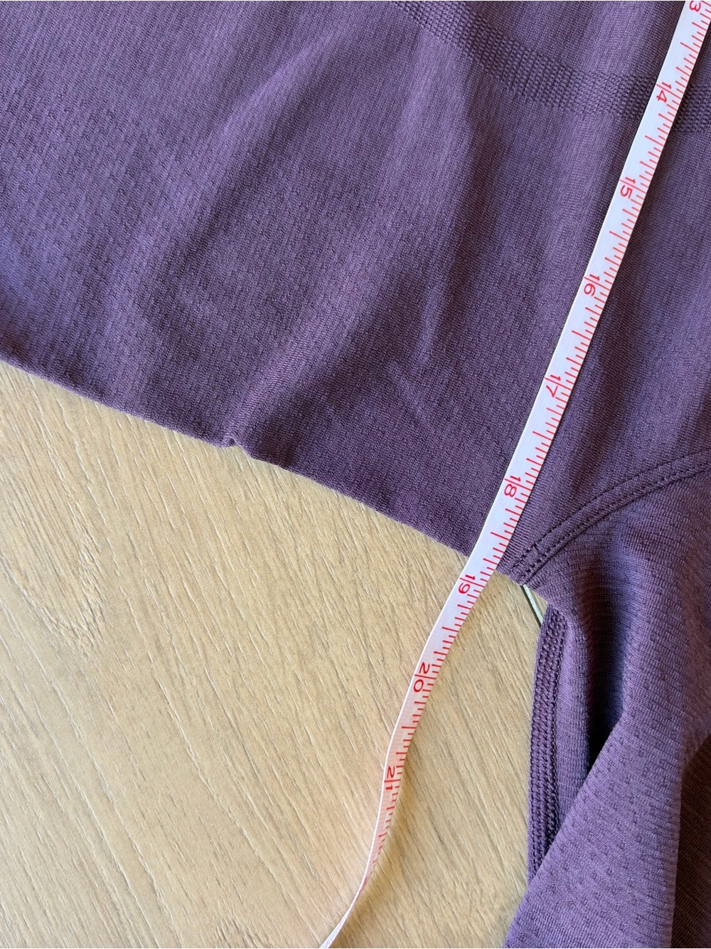 lululemon Swiftly Relaxed fix hip length - Picture 6 of 10